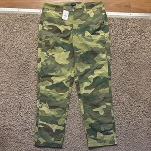 J.Crew NWT Woman’s 6 Camouflage Chino Pants Full Length